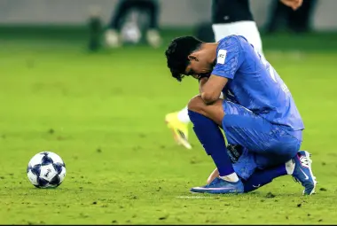 حملة سعودية "مسعورة" تطالب برحيل ياسين بونو عن نادي الهلال!